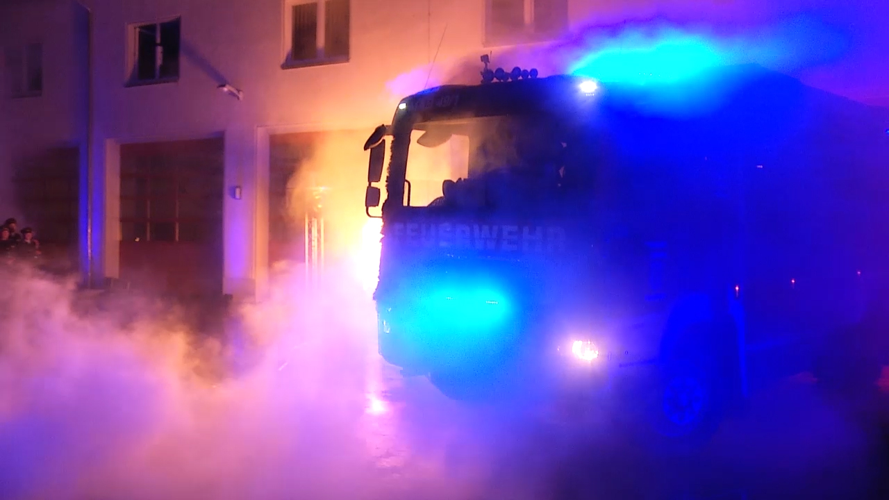 MEgional mit dem Bericht zum neuen HLF20 für die Feuerwehr Marienberg MEgional mit dem Bericht zum neuen HLF20 für die Feuerwehr Marienberg